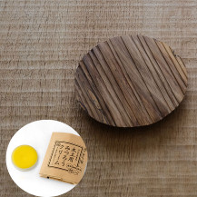 はじめましてセット(木工用みつろうクリーム10ｇ・RetRe 虫喰いのコースター）