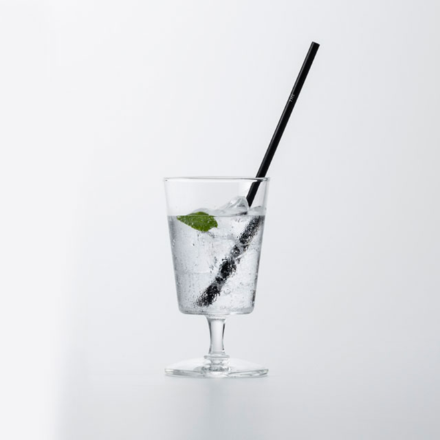 THE STRAW BLACK 1本