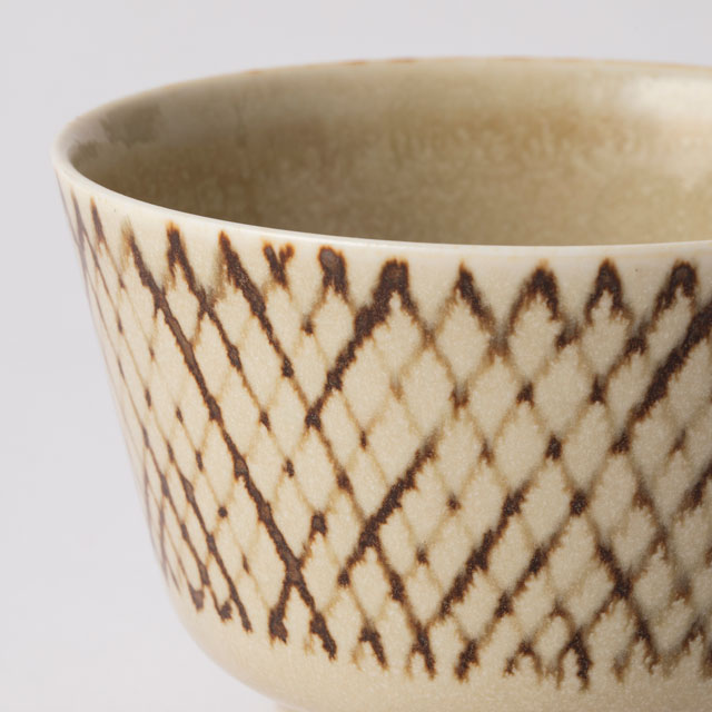 玉手どんぶり 銹布目