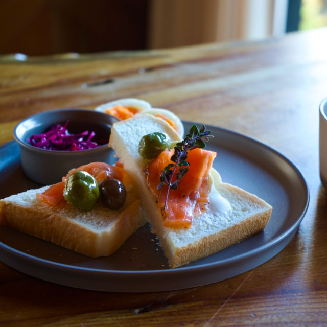 MOMENT　240　PLATE イエロー