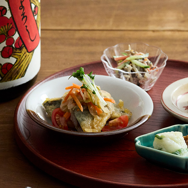 美濃焼の豆皿　さび白鹿
