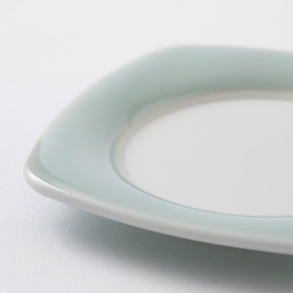 【WEB限定】【みなおし品 てなおし品】鍋島虎仙窯 鍋島青磁茶托