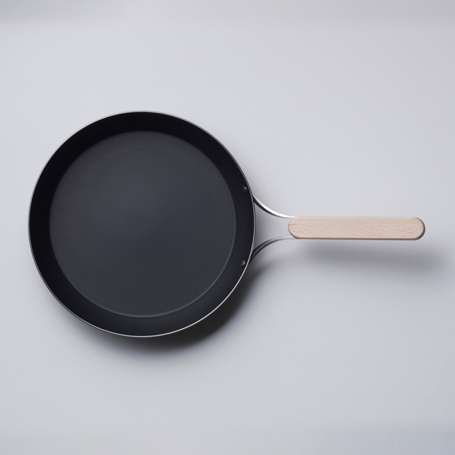 「IH使用可」　鉄フライパン　24cm