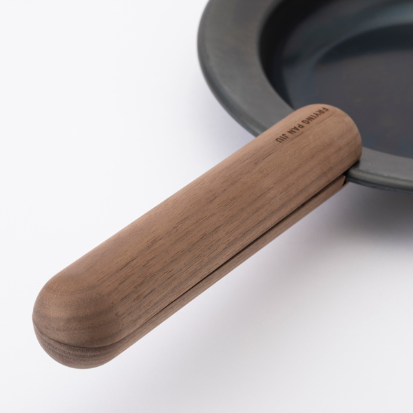 【WEB限定】「IH使用可」藤田金属 FRYING PAN JIU　深型Mサイズ/ハンドル　ウォルナット（クルミ）セット