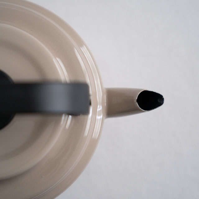 「IH使用可」　アムケトル　ベージュ　2.0L