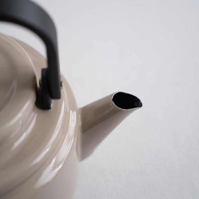 「IH使用可」　アムケトル　ベージュ　2.0L