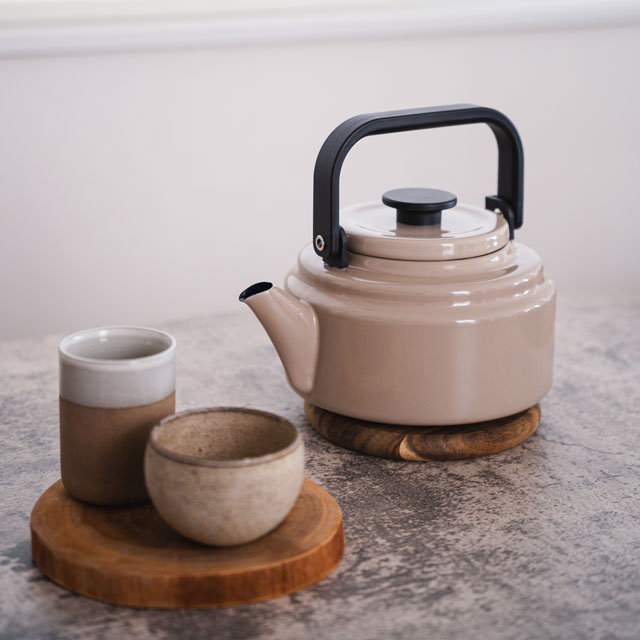 「IH使用可」　アムケトル　ベージュ　2.0L