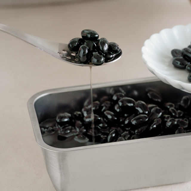 家事問屋　れんげスプーン　穴あき