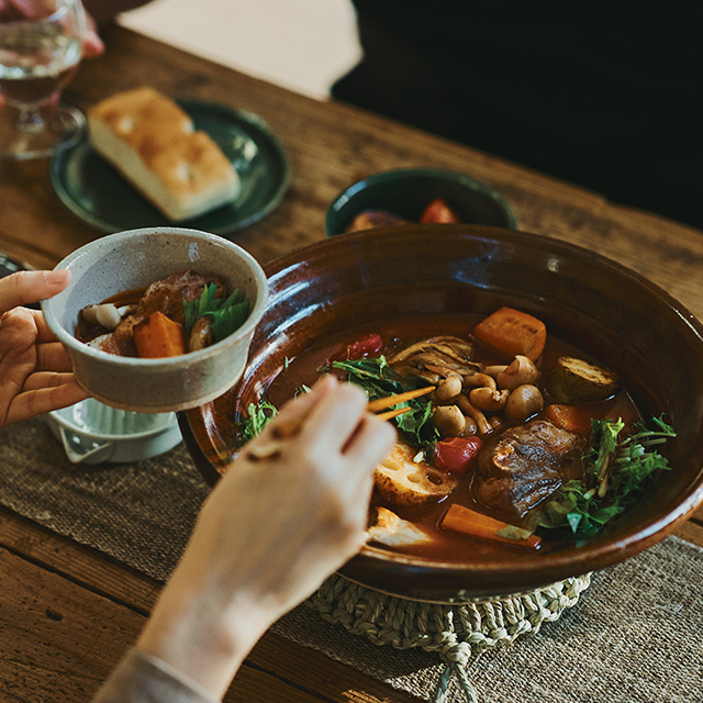 信楽焼の平土鍋　中