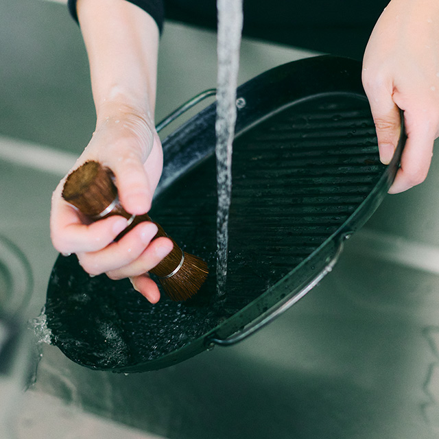 魚焼きグリルが汚れない鉄のグリル皿