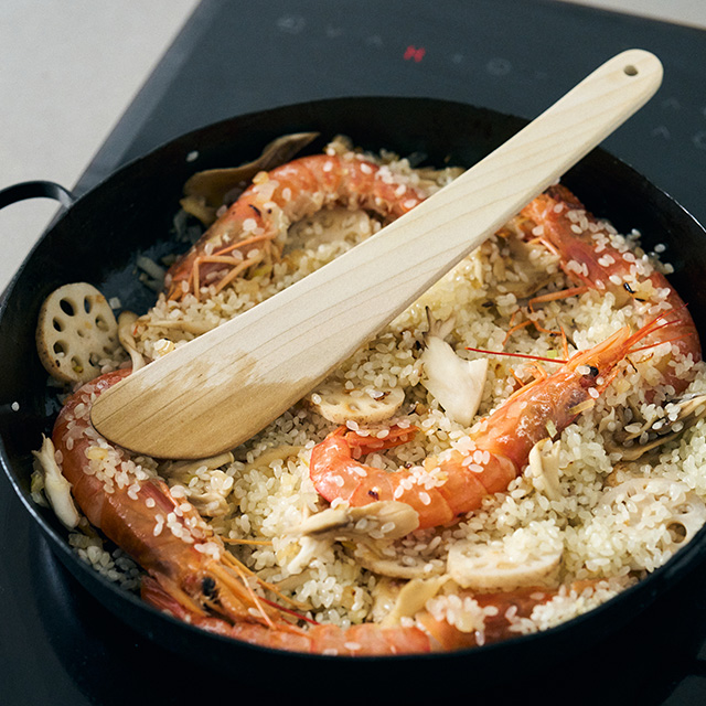 細くて薄い小回りへら