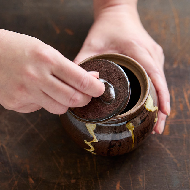 丹波の卓上壺　イッチン飴