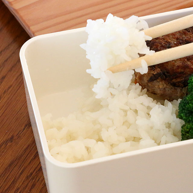 ごはん粒のつきにくい弁当箱　木蓋