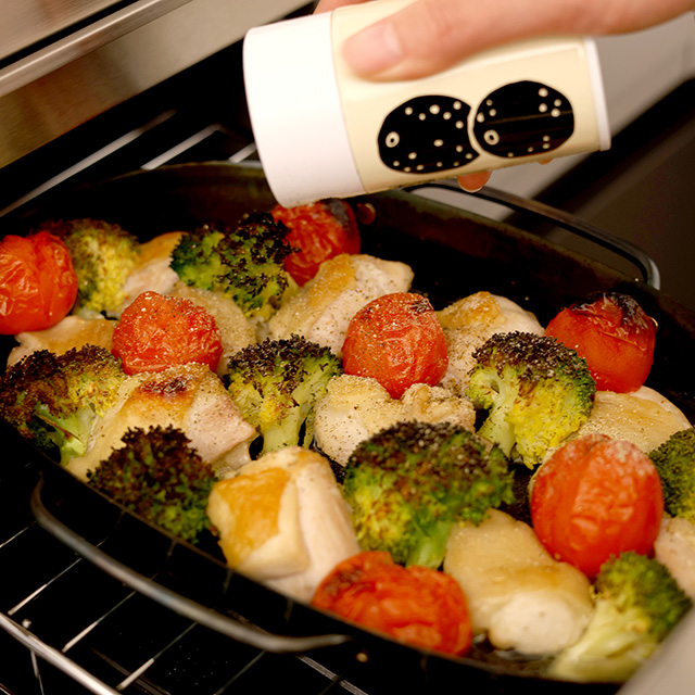 国産素材の薬味麦塩麹　青唐辛子と甘夏