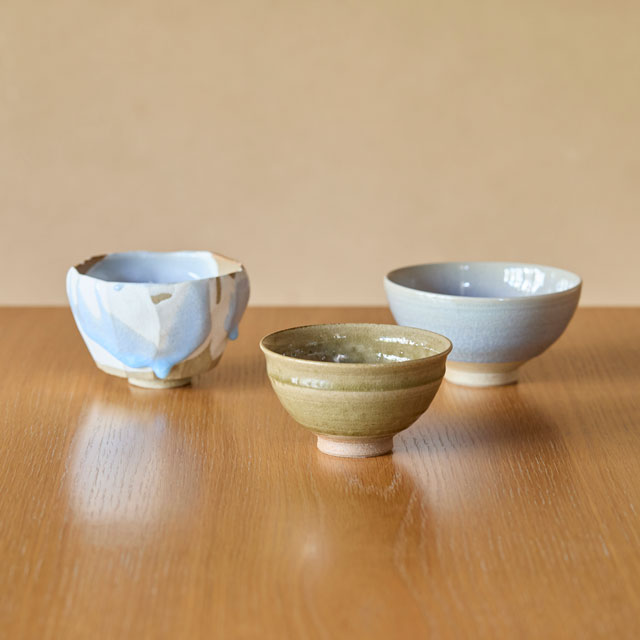 茶碗　月白釉流シ