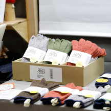 三河軍手　店頭用什器