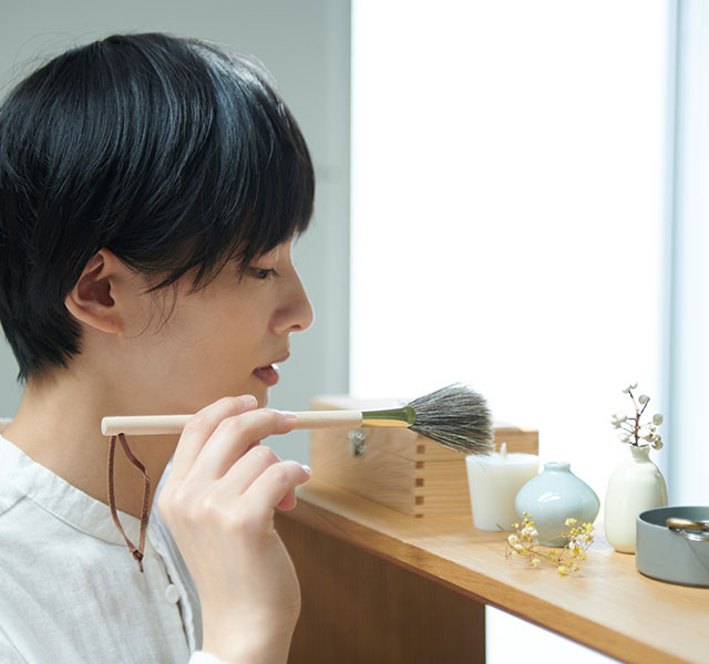 お気に入りの小物は小さな筆で