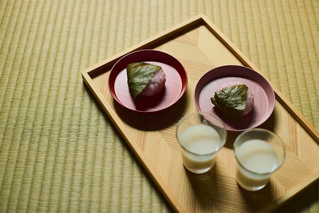 桜餅と白酒