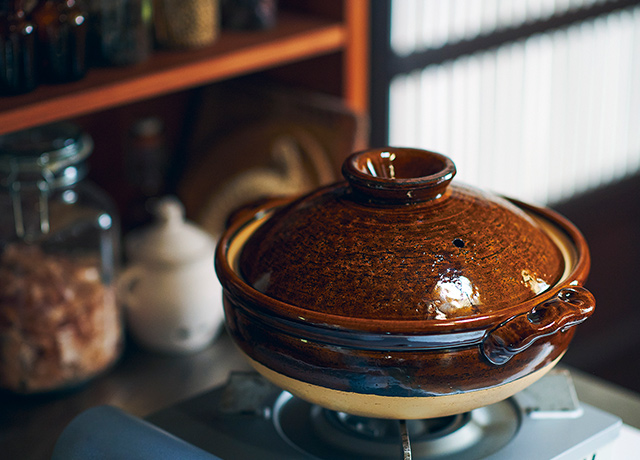 昔から身近な耐熱調理器具　伊賀焼の土鍋