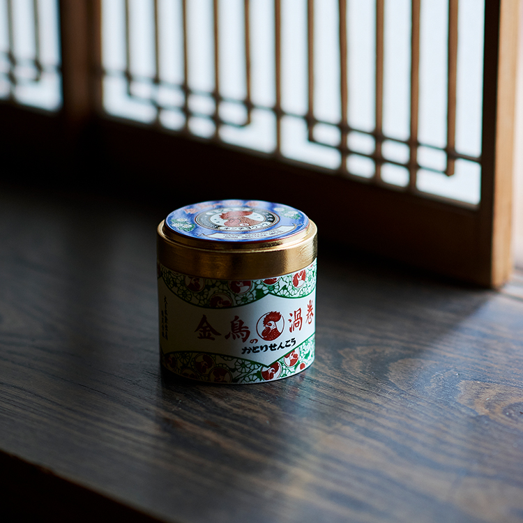 「有田焼」の蓋物