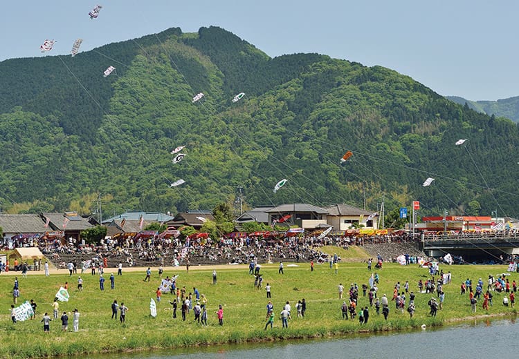 いかさぎ大凧合戦（愛媛県内子町）