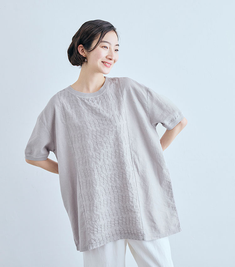 刺繍の半袖チュニック 山路紋
薄墨