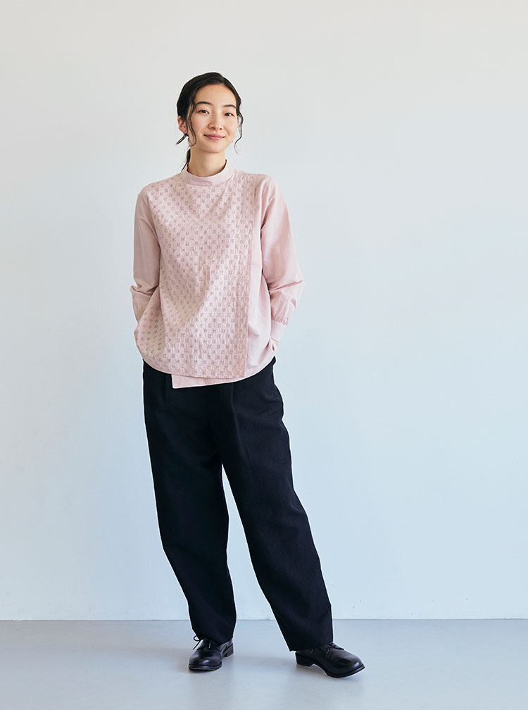 刺繍のかさねブラウス