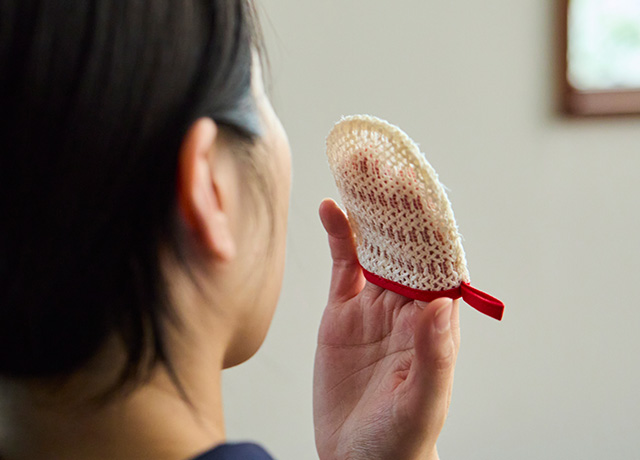 刺繍あずま袋 / 赤箱ビューティークリーム