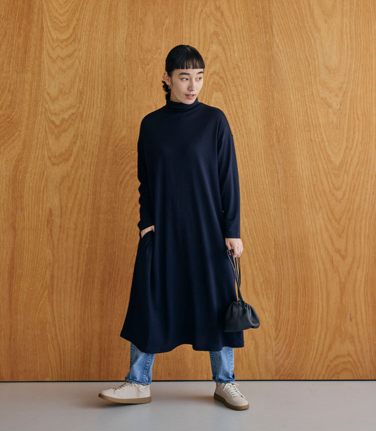 気取らないシンプルなワンピース