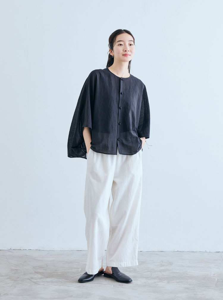 【中川政七商店】麻 カーディガン (F) ネイビー 羽織り 薄手 シンプル 長袖 極美品】中川政七商店〈日本製〉薄手麻のニットカーディガン