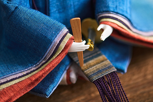 atelier shimura（アトリエシムラ） × 中川政七商店 草木染めの衣裳着雛飾り