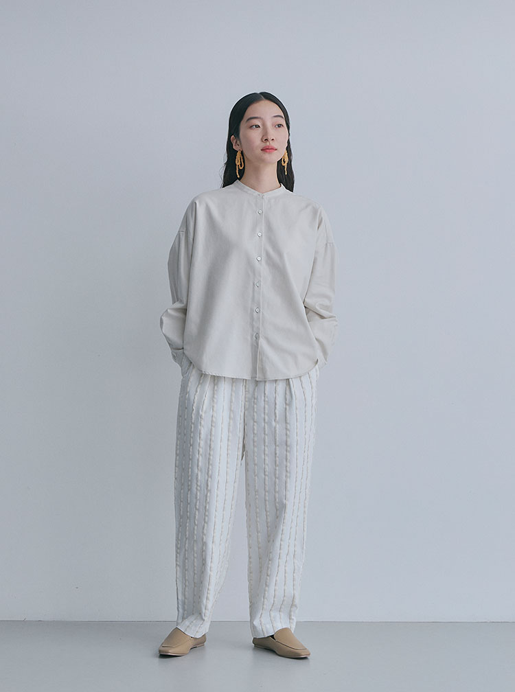 布ぬのテーパードパンツ