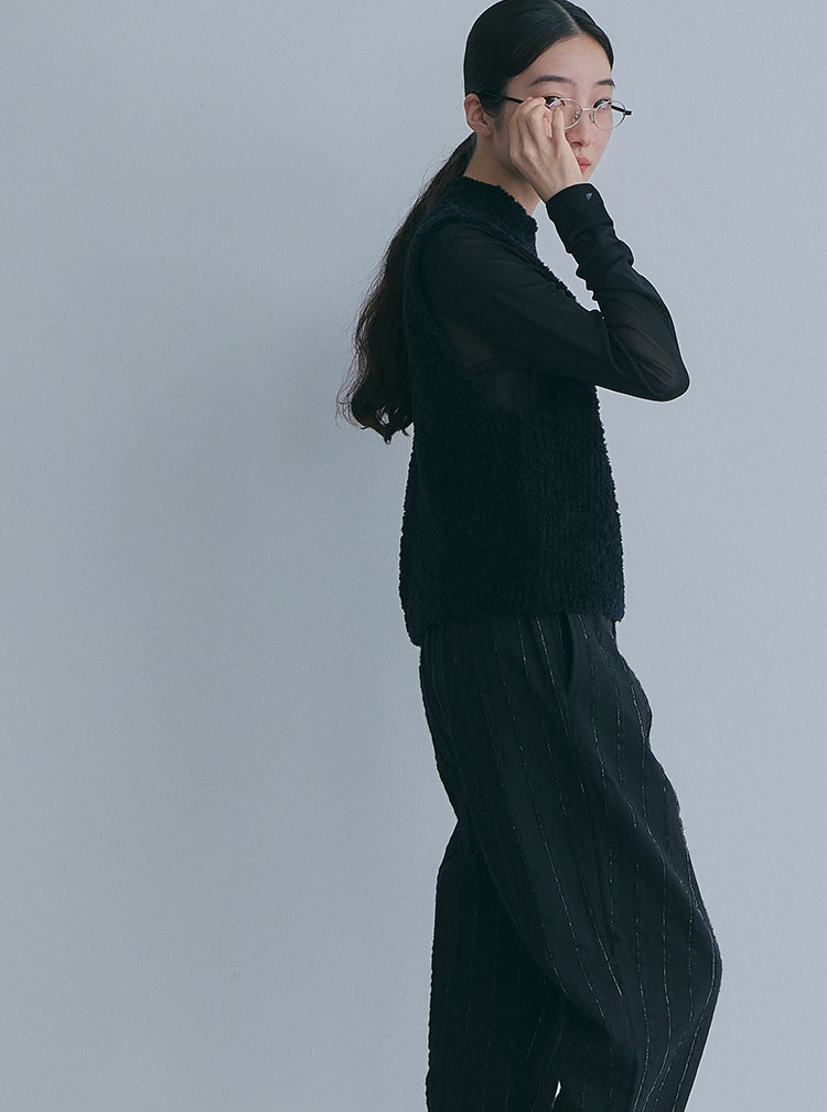 布ぬのテーパードパンツ