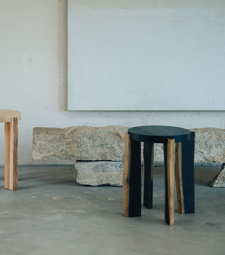 森の景色を想わせる、佇まいのよい小家具