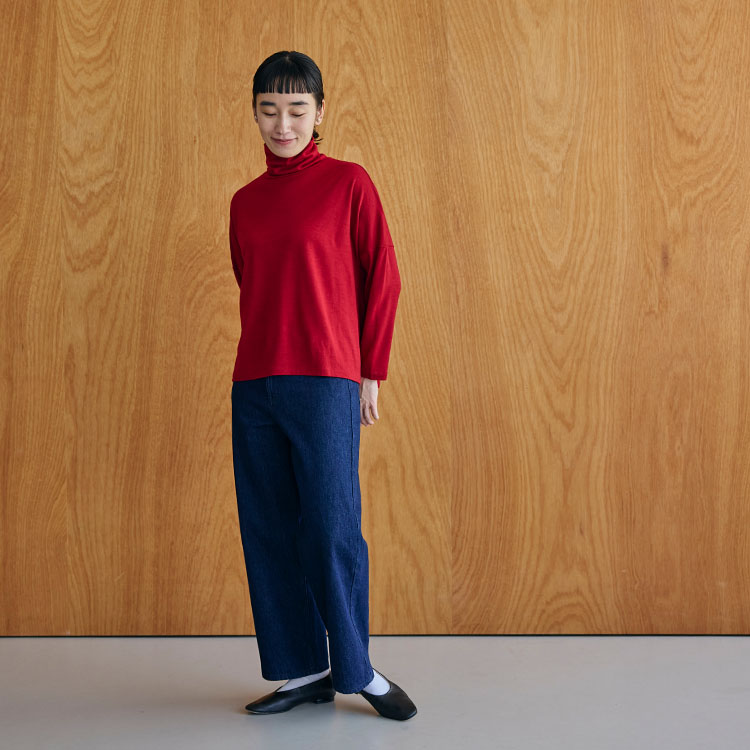 ウールのタートルワイドプルオーバー