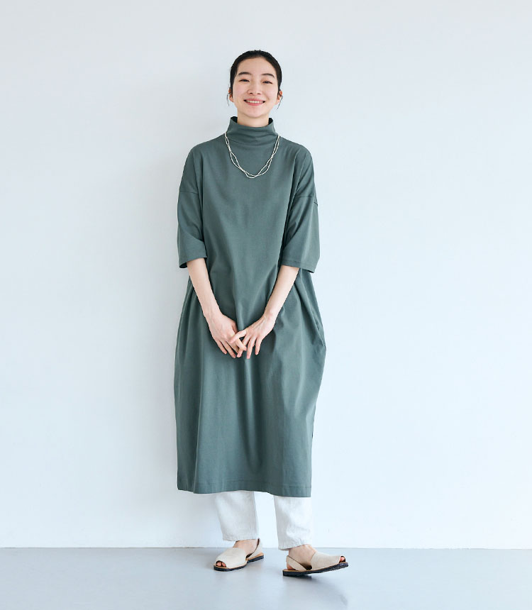 ボトムスと合わせたいワンピース