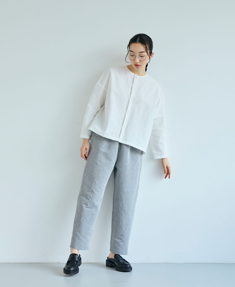 播州織の高密度テーパードパンツ