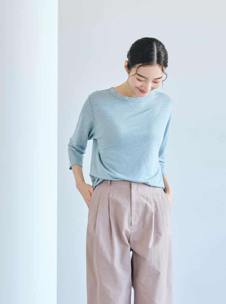 薄手麻ニットのプルオーバー