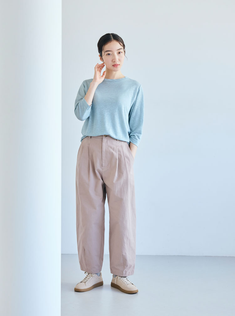 薄手麻ニットのプルオーバー