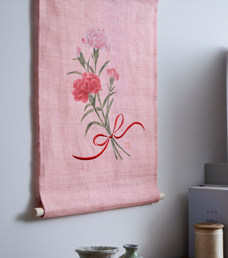 母の日限定のタペストリーが登場