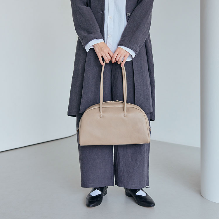 デザイナーが話したくなるバッグ