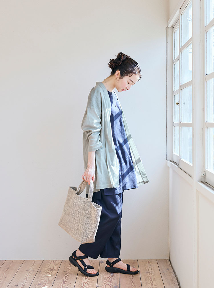 サイズフリーの麻の羽織り