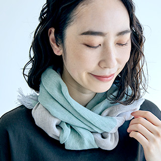 装いのアクセントにもなる巻きもの