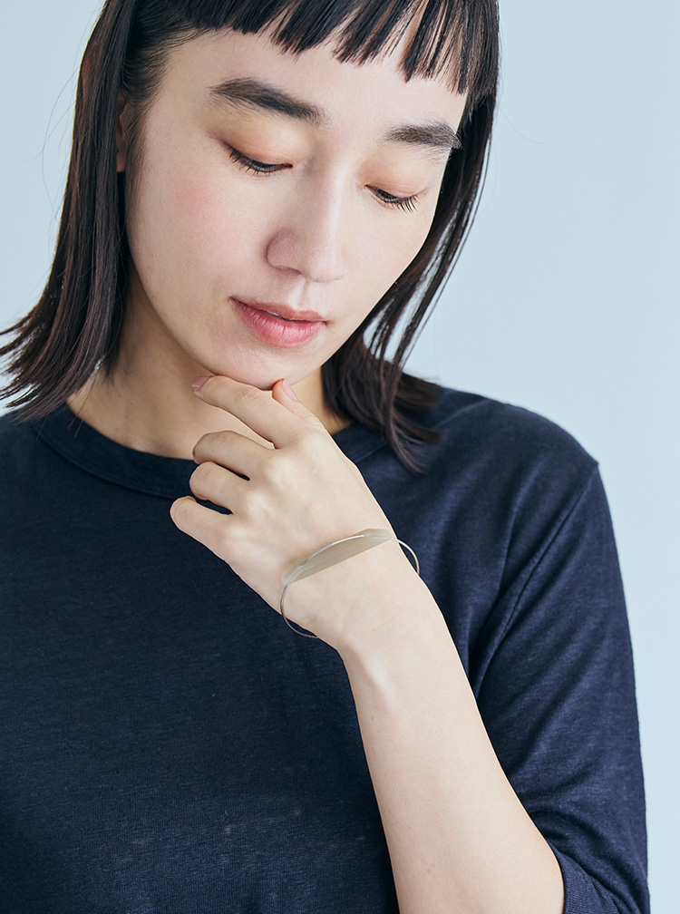 Sur チタンブレスレット グレー