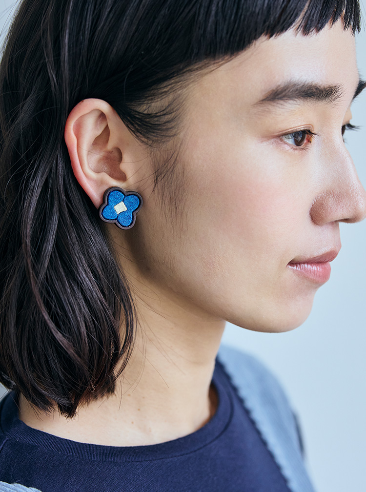 イヤリング/白い鳥