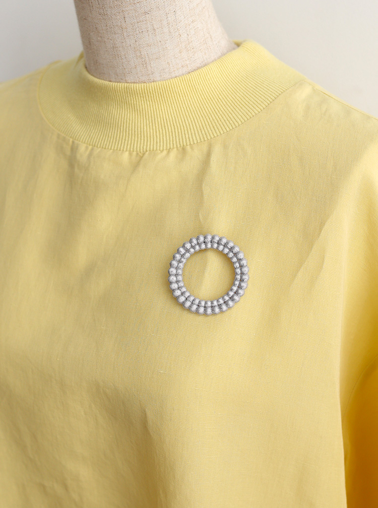 上品で華やかな空気を纏ったアクセサリー コーディネートイメージ