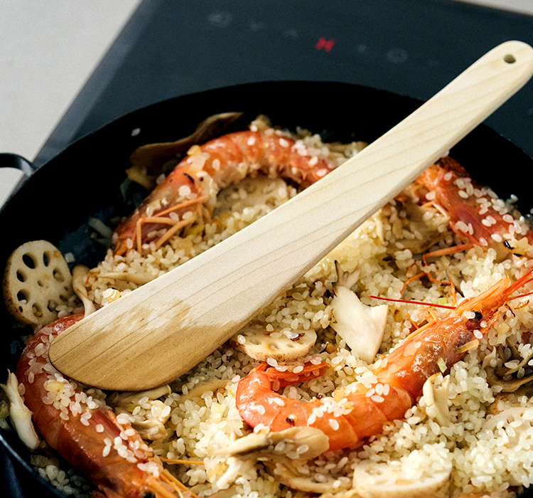 細くて薄い小回りへら