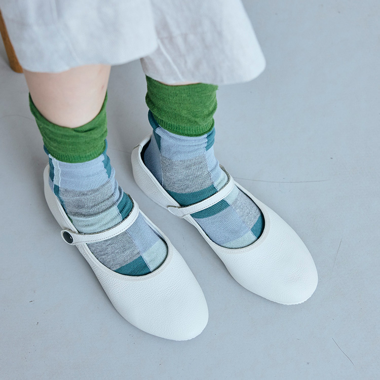 透かし編み靴下