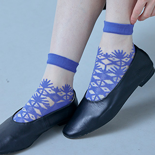 透かし編み靴下<