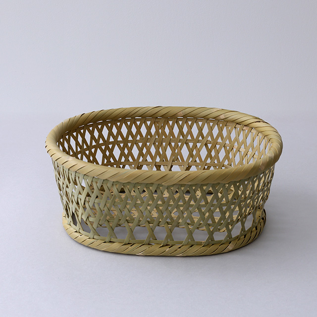 縁起のいい七宝紋を刺繍のモチーフに